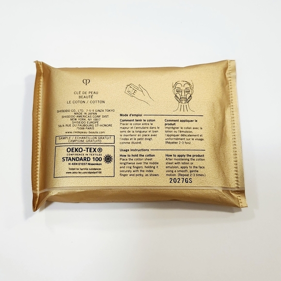 Cle de Peau Essentials Travel Set - Picture 4 of 4